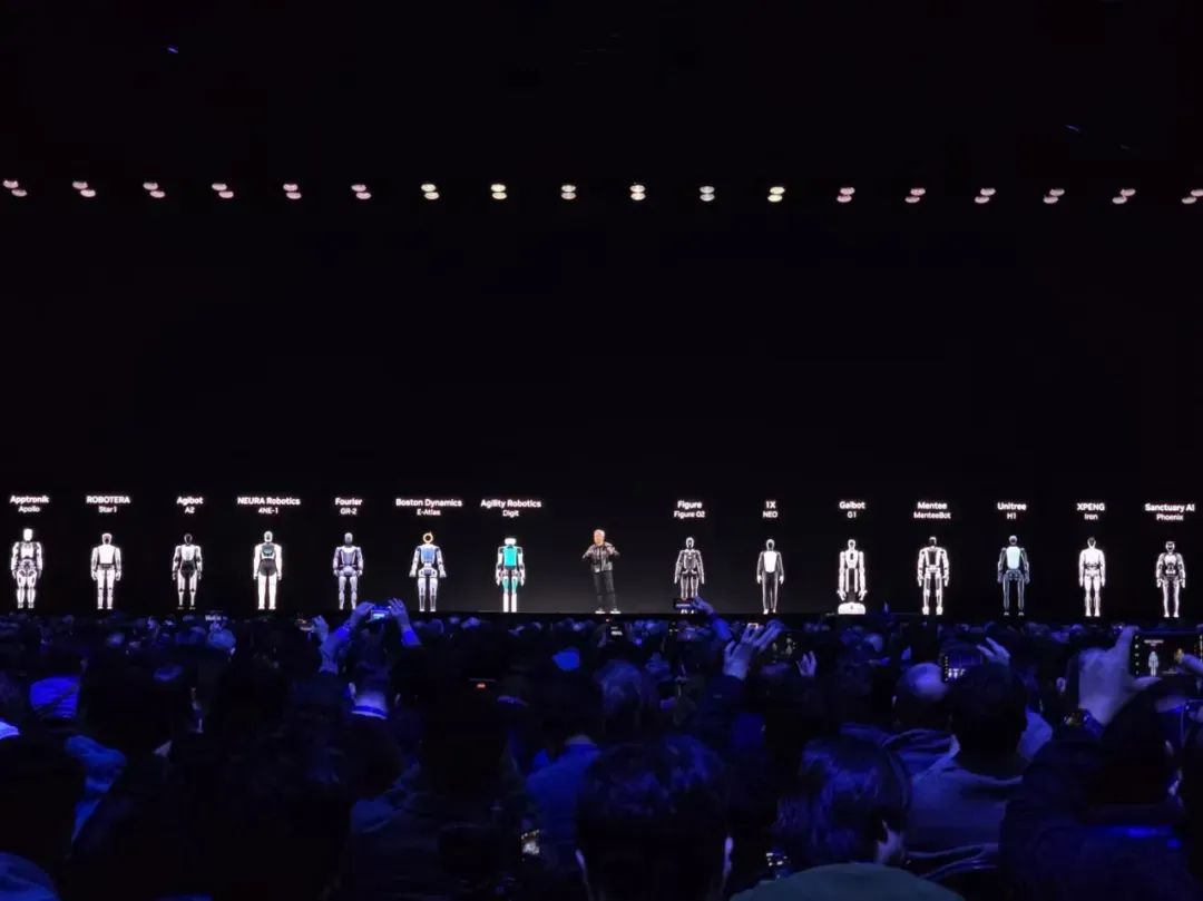 英伟达发布个人AI超级计算机:NVIDIA Project DIGITS,能运行2000亿参数的大模型